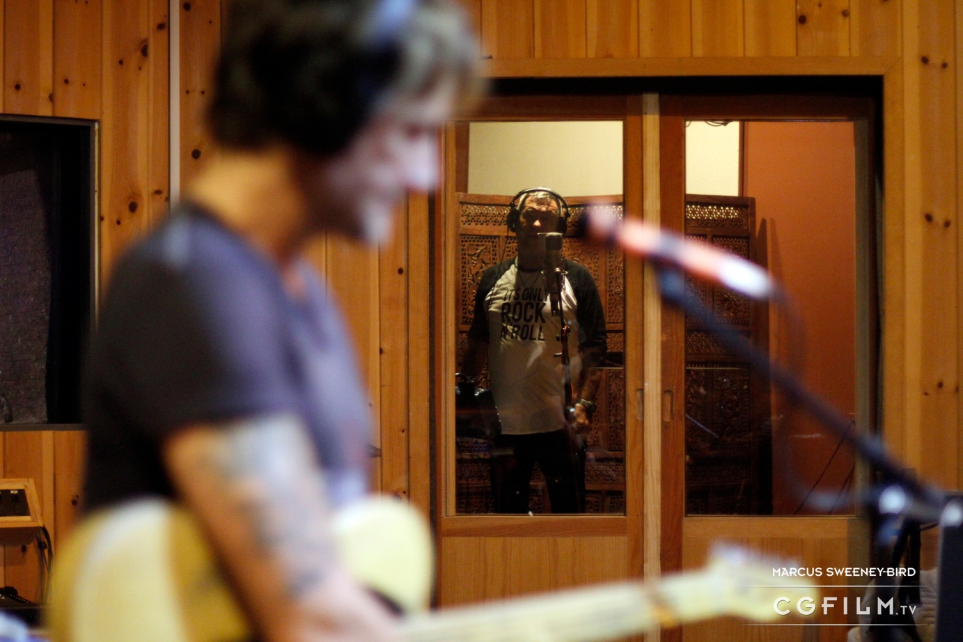 Jimmy Barnes - Hindsight