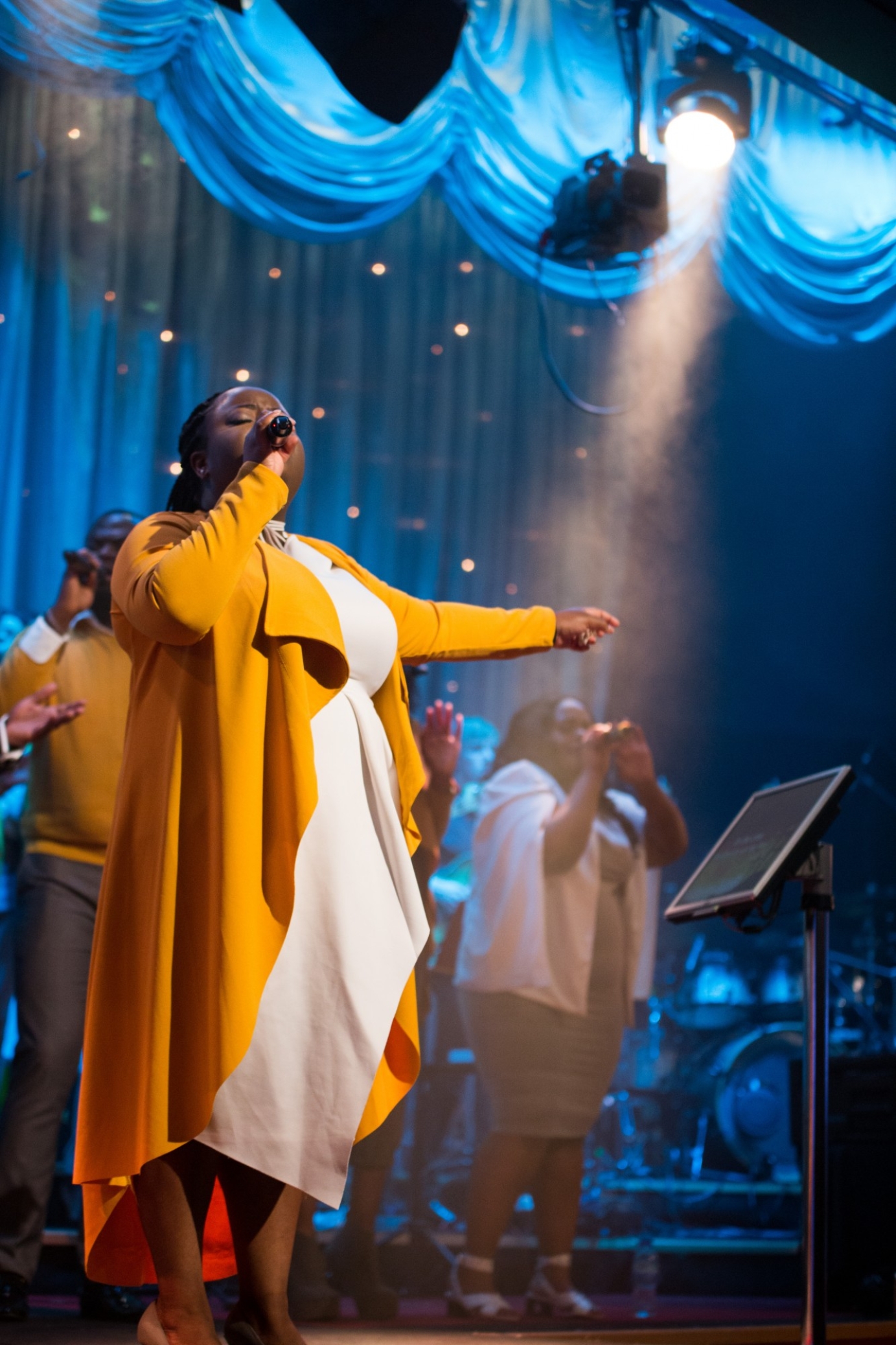 Live photography for Sounds of New Wine by Jon Osibo