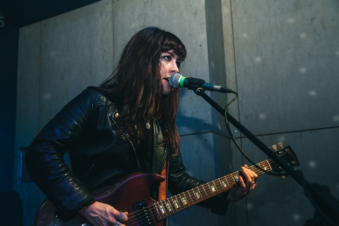 Live photography for The Pearl Harts by LeeBrown