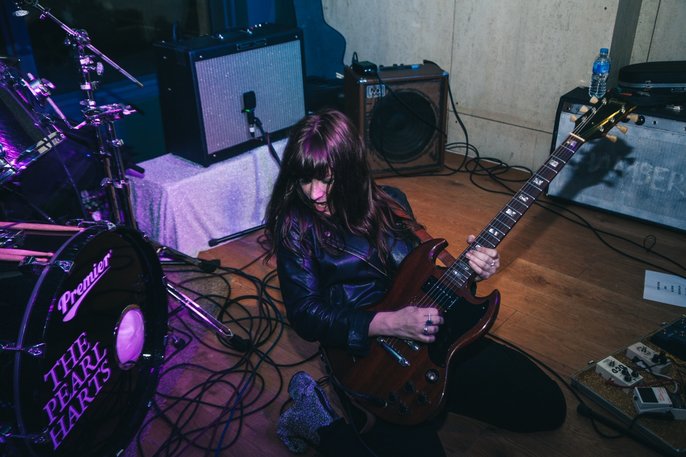 Live photography for The Pearl Harts by LeeBrown