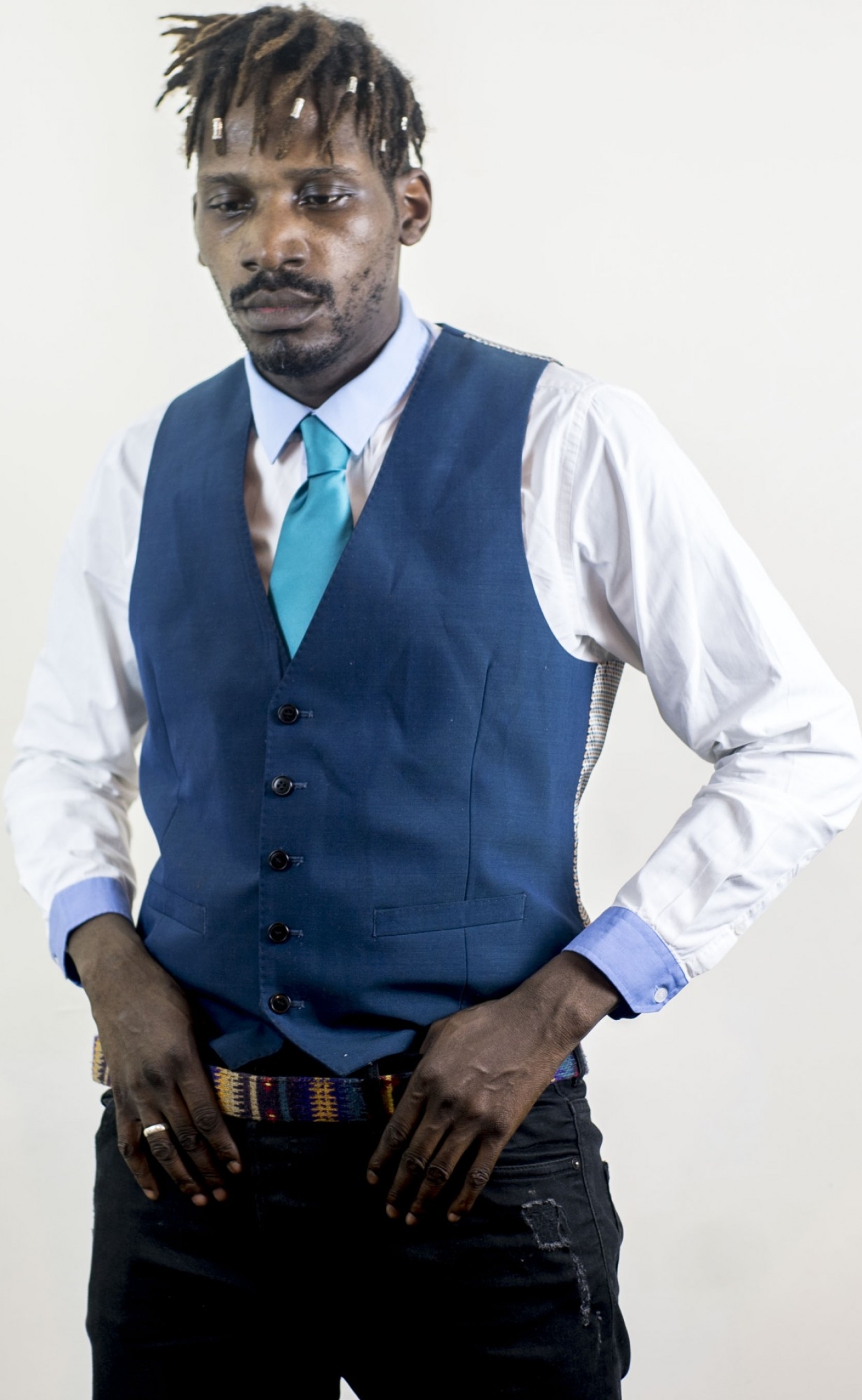 Music video for Tegodecaprio by Sxemedia