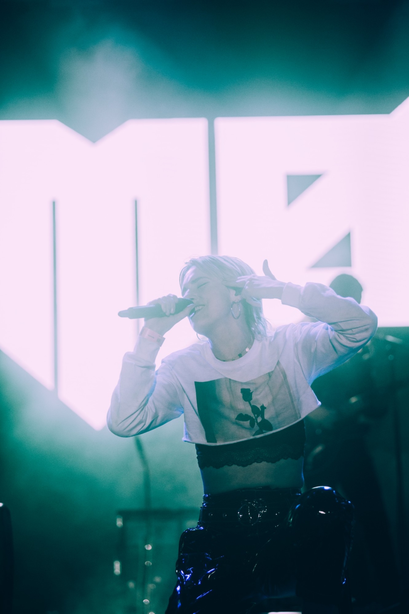 Live photography for MØ by GabrielleSalonga