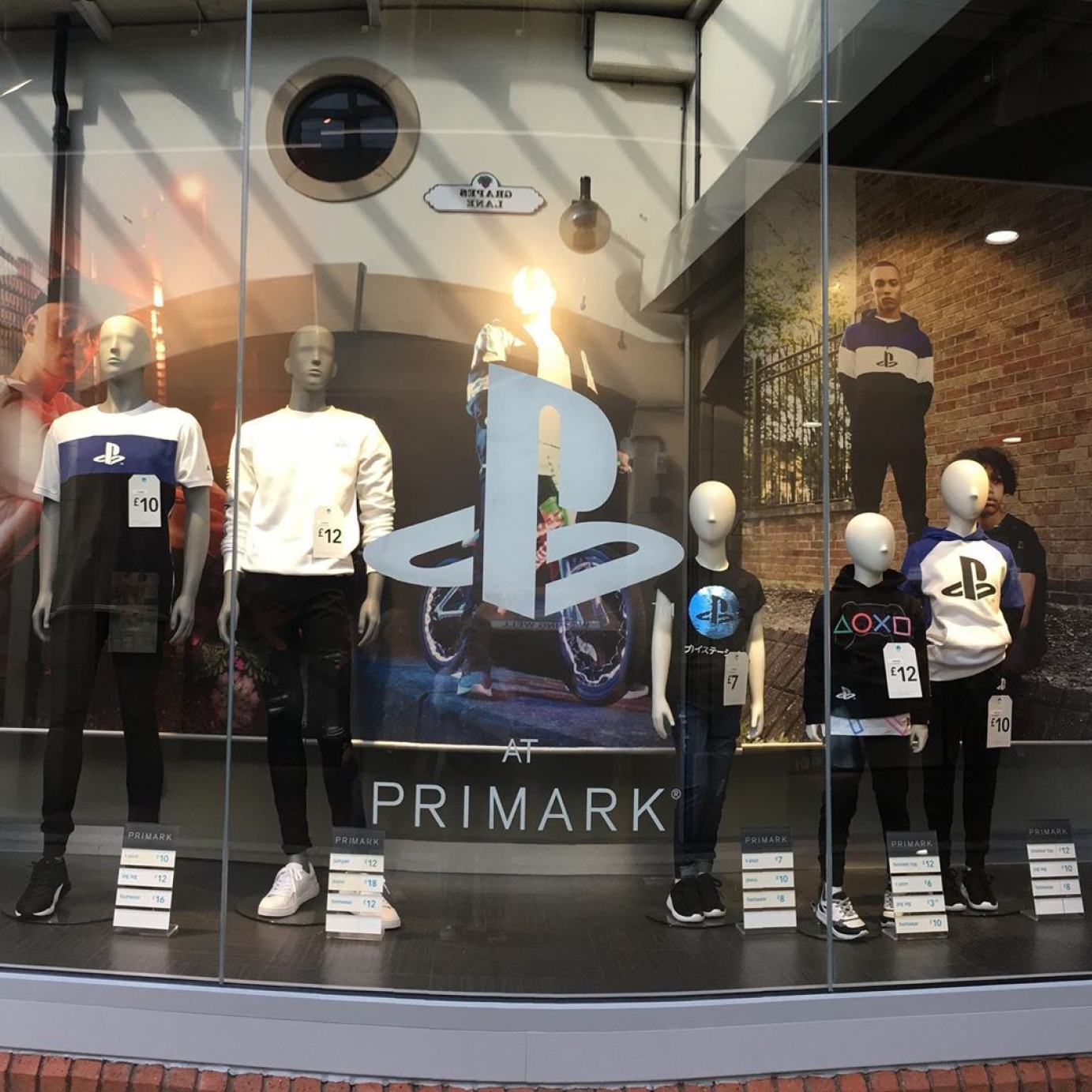 Artwork for by Truedesign