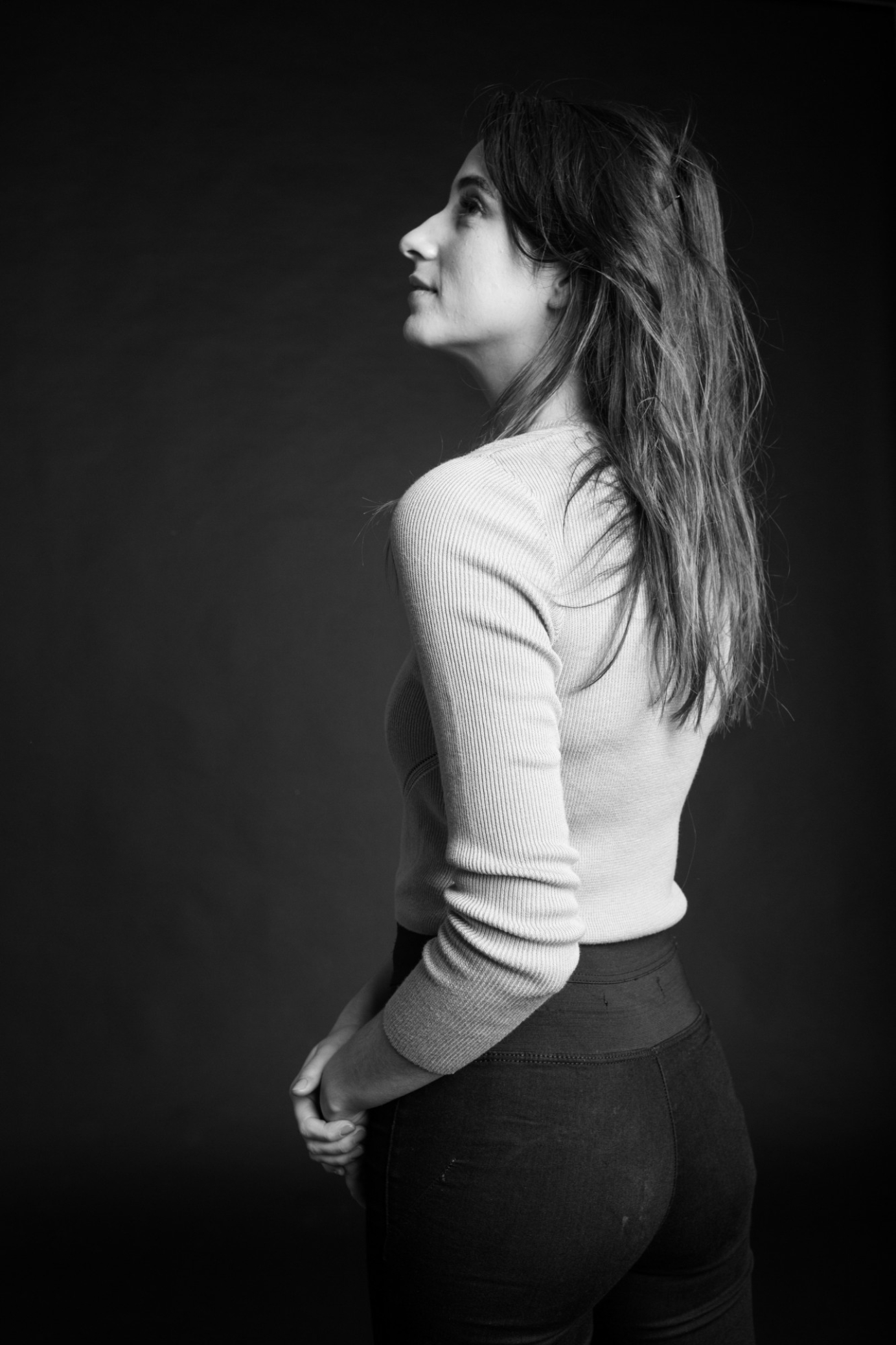 Sarah De Warren "No Good" Single Release