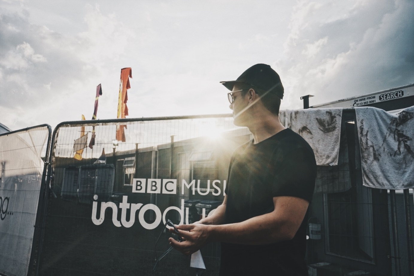 Lawrence Taylor BTS Tour Photography