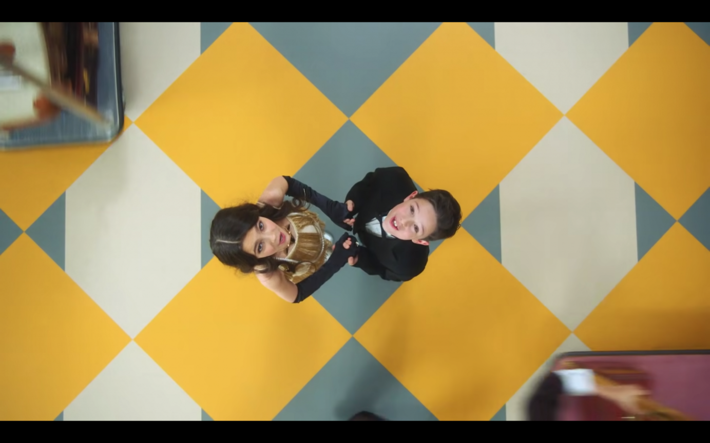 Idina Menzel & Michael Buble - Baby It's Cold Outside