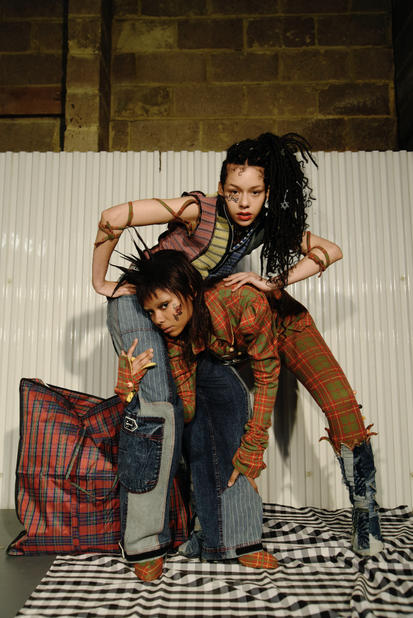 PRETTY UGLY x JUST MAGAZINE