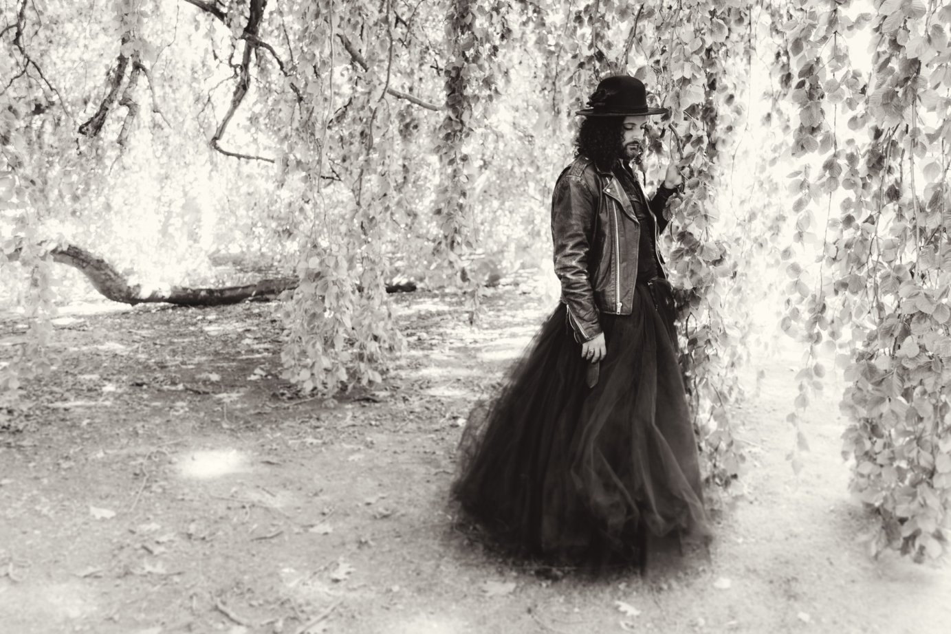 Photography for Jessye DeSilva's "Hover"