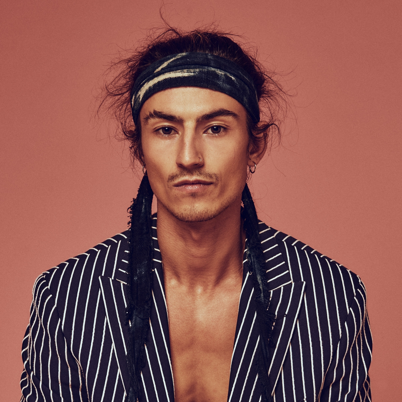 Bisou Noir - Let down