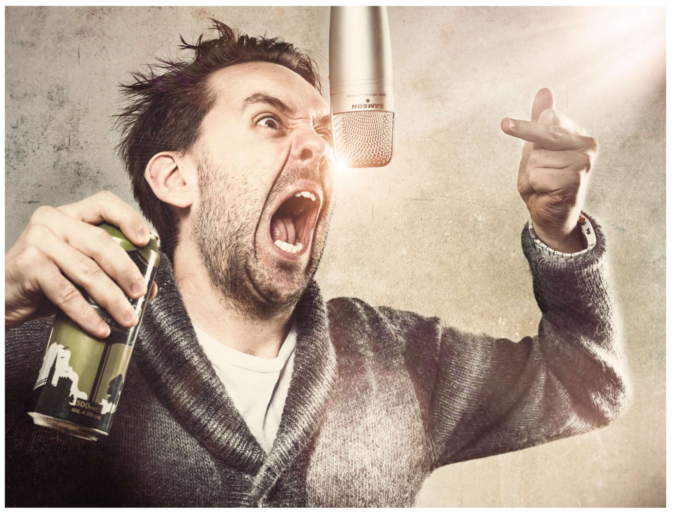 Promotional Photography for Comedian Eardiot!