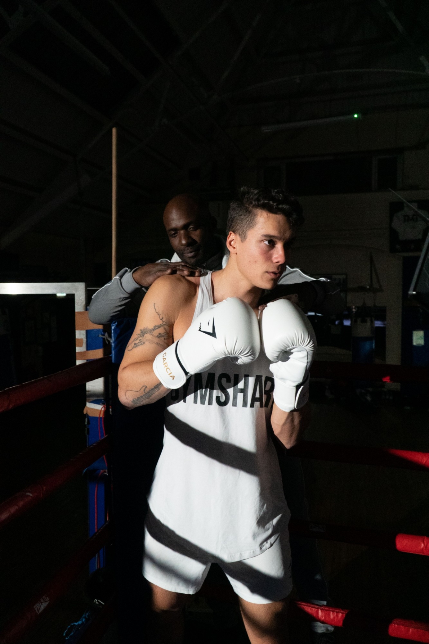 ANTIGONI - THIS AINT LOVE