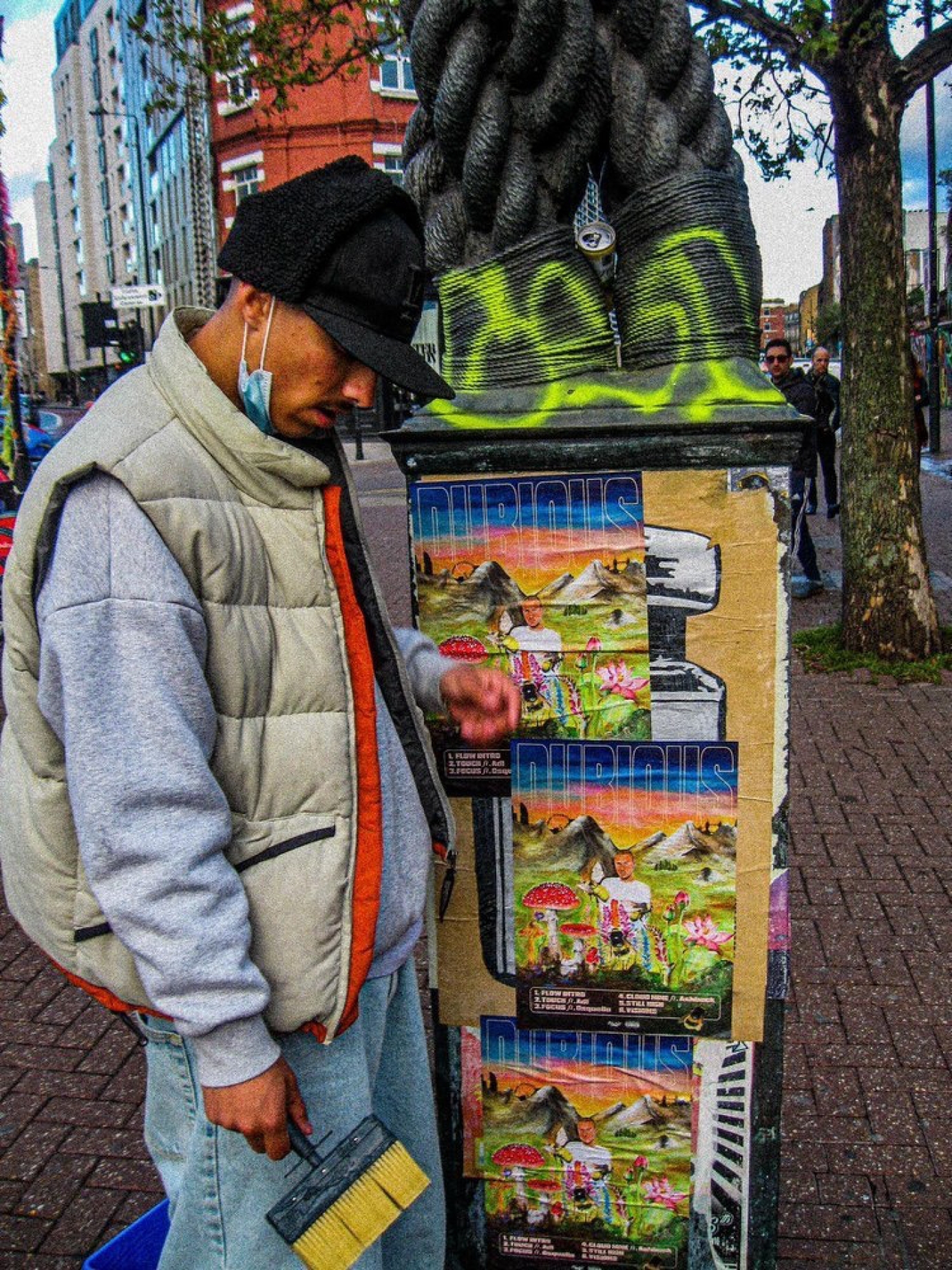 Feux 'Dubious' Poster + Motion Campaign