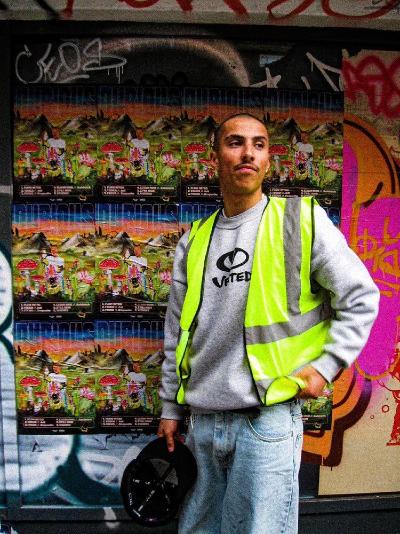 Feux 'Dubious' Poster + Motion Campaign