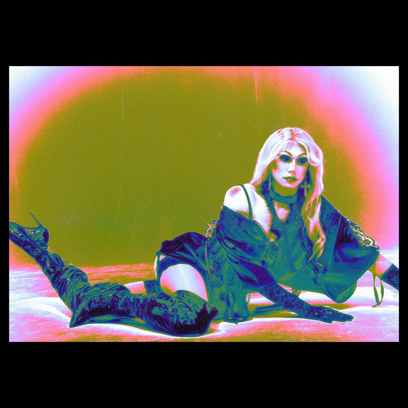 Alternative works for zweitausend//2000