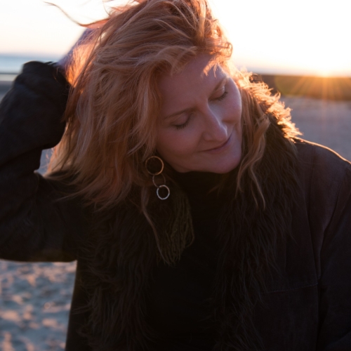 Press photo for Eddi Reader by Genevieve Stevenson