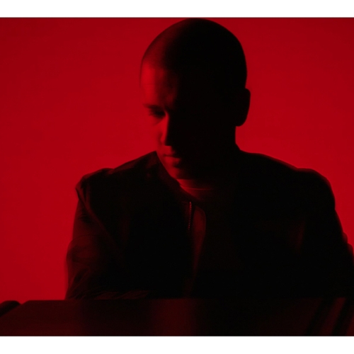 Music video for Paradis by seekcerda