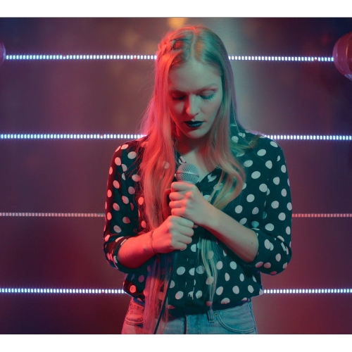 Music video for Bleu Toucan by seekcerda