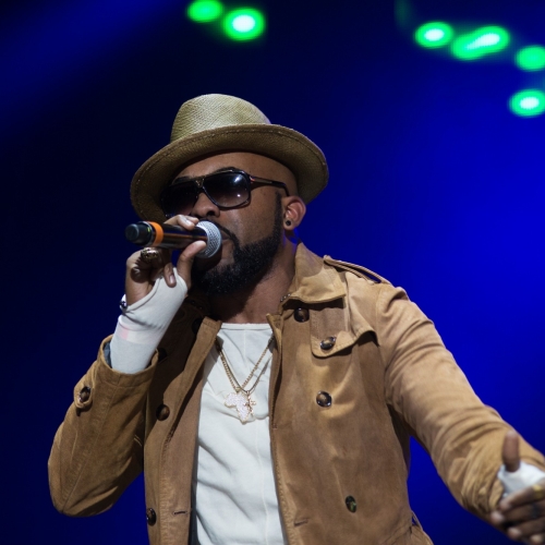 Live photography for Various artists by Jon Osibo