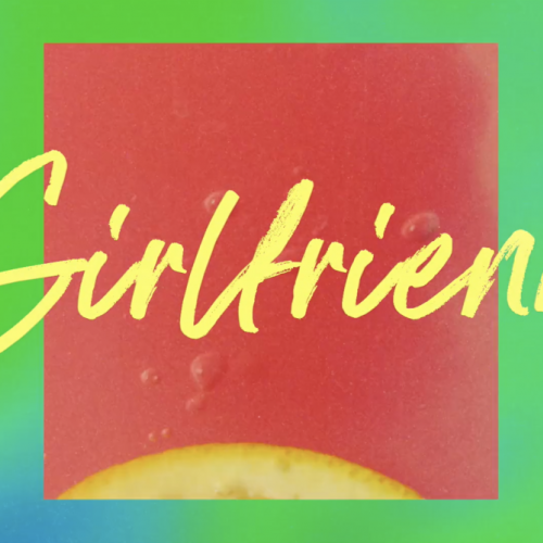 Charlie Puth - Girlfriend (Visualiser)