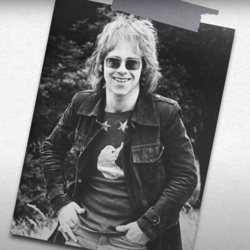 Elton John - Sing Me No Sad Songs