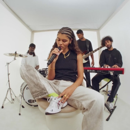 Trust Nobody (Live Session)