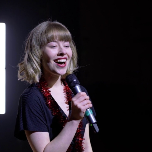 She Used To Be Mine' live cover by Abbie - The Weald Christmas