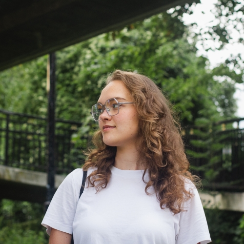 Press Photo of Ariane V DJ