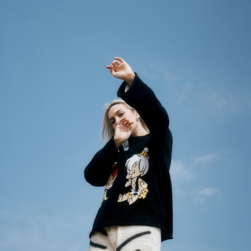 Press photos, Social media, singer songwriter, musician, content creator, Robyn Byn, Sinah Bruckner, fashion photography