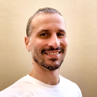 Profile picture for user eldes