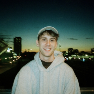 Profile picture for user Bennet Henkel