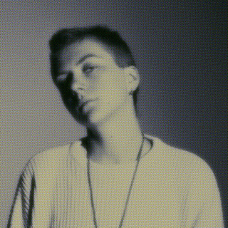 Profile picture for user eleolen