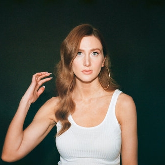 Press photo for Folly Rae by Plasticfruitstudios