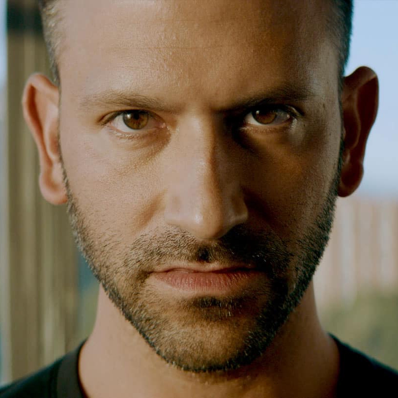 Reside Moments: The Art Is In The Glass