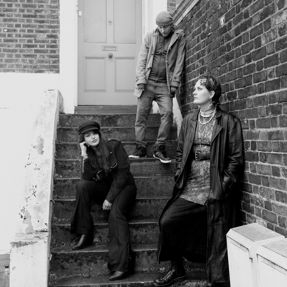 THE FOUNTAIN | Heart of a Woman (Press Photoshoot)