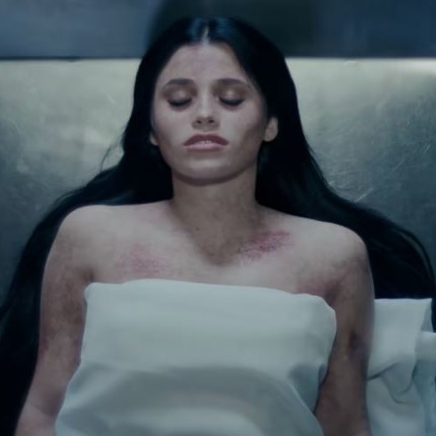 Nessa Barrett - I wanna die ( Official Music Video)