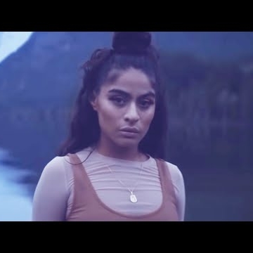 Preview image for the video "Jessie Reyez - Making Love In The Dark".