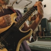 Preview image for the video "Monc live session - Soul Rebels (Bob Marley Cover)".