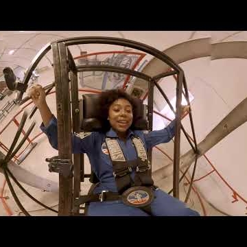 Preview image for the video "THE FEMALE PLANET".