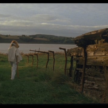 Preview image for the video "Fenne Lily - Three Oh Nine".