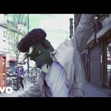 Preview image for the video "Music video for Speelburg by Kash".