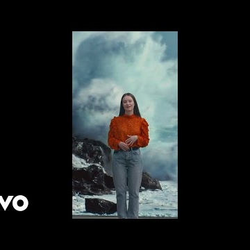 Preview image for the video "Music video for Sigrid by 11 11".