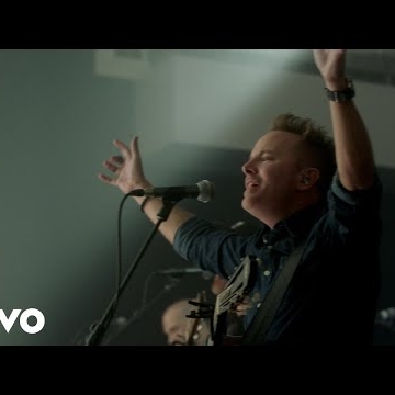 Preview image for the video "Holy Roar - Chris Tomlin".