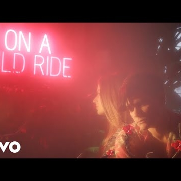 Preview image for the video "Music video for Cosmos & Creature by cdo".