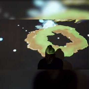 Preview image for the video "Space-Time live snippet".