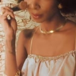 Preview image for the video "Cherie".