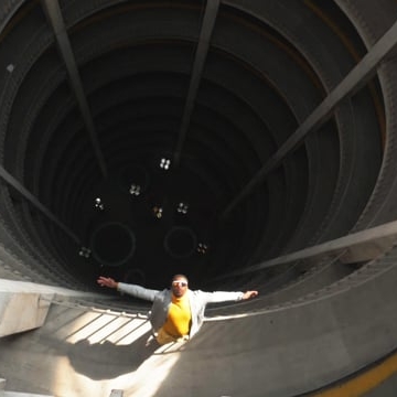 Preview image for the video "FASHION FILM | SUNDAY MORNING ERRANDS".