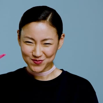 Preview image for the video "First Bite".