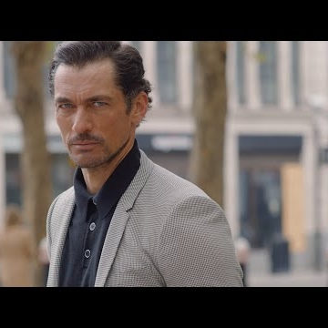 Preview image for the video "Dolce & Gabbana SS21 - David Gandy".