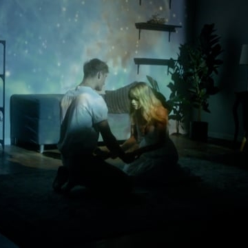 Preview image for the video "Debris-Ella Martine".