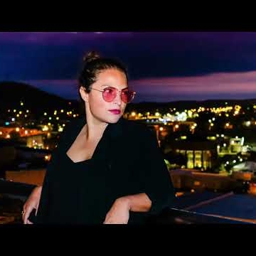 Preview image for the video "Photographing The Road to Tennessee".